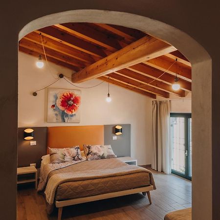 מונזמבנו Agriturismo" Il Glicine Bianco" מראה חיצוני תמונה